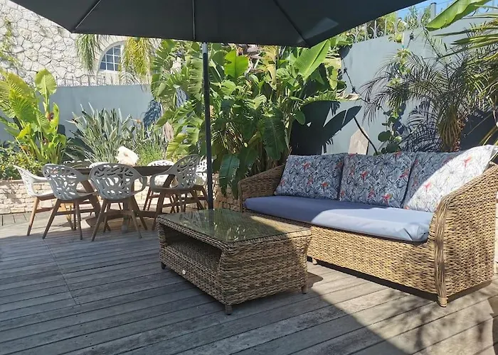 La Petite Nicoise Au Jacuzzi A 3 Min De La Nice