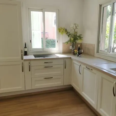 La Petite Nicoise Au Jacuzzi A 3 Min De La Villa *